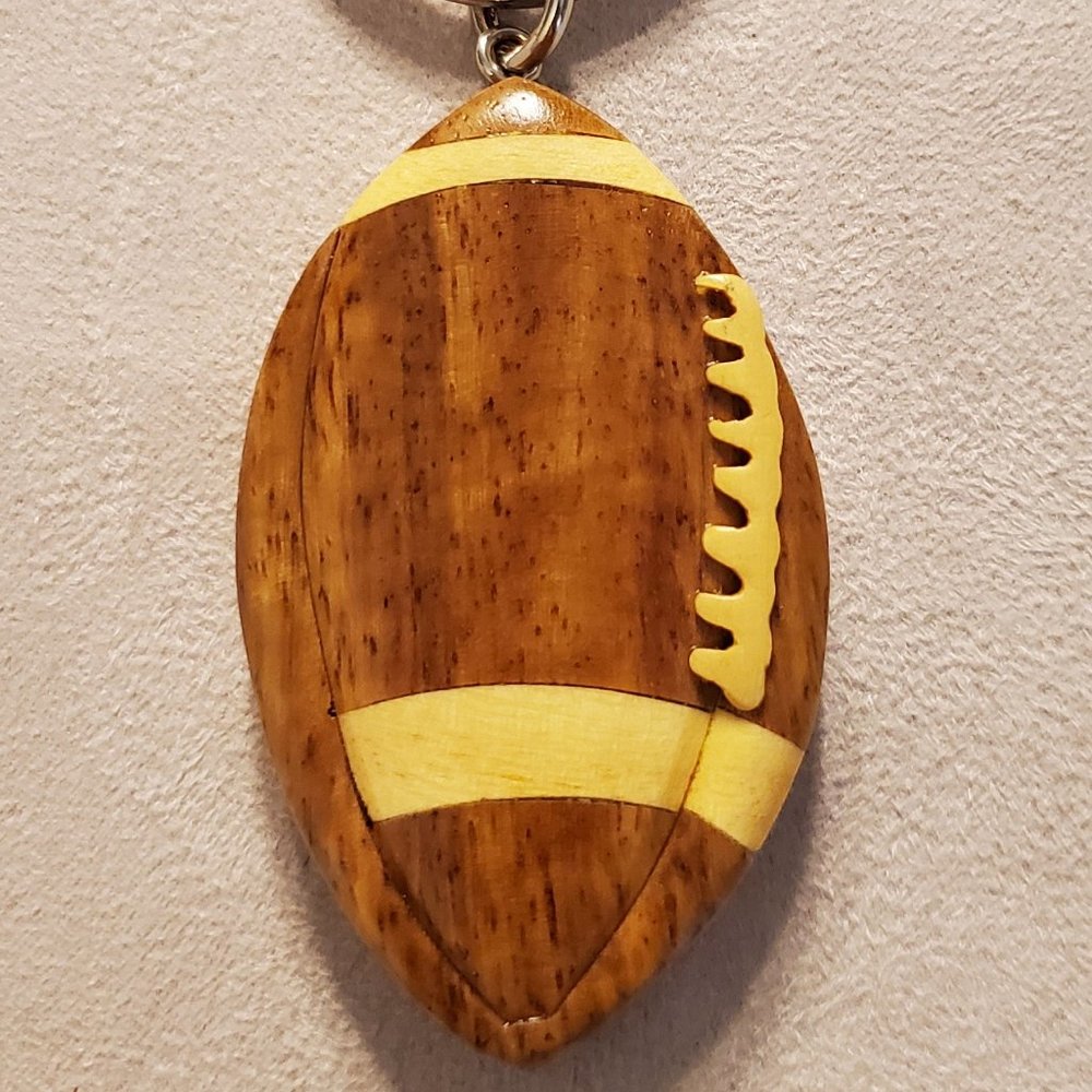 Football Key Chain - Picture 2 of 2